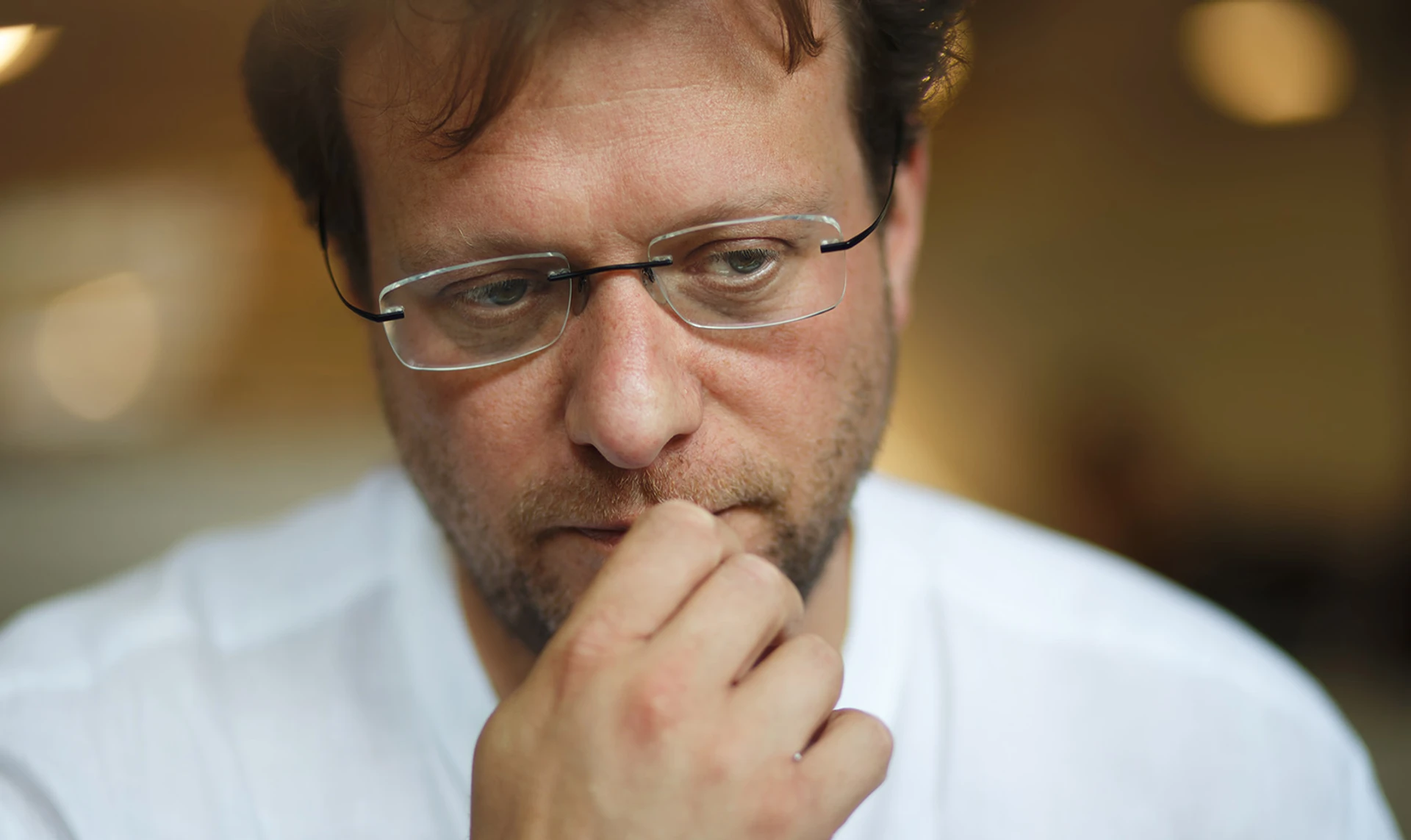 What to do with a nuclear country that behaves like a schizophrenic? Interview with Peter Pomerantsev