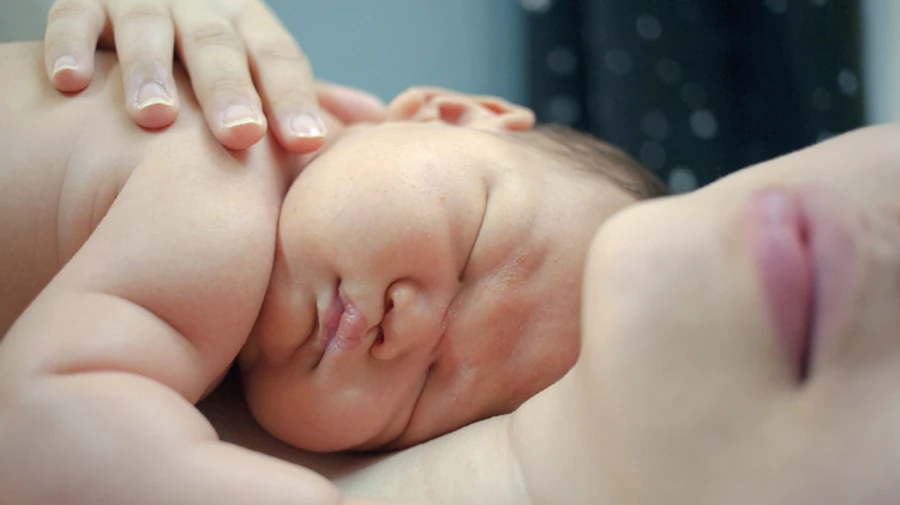 Китай скасував штрафи за народження трьох дітей