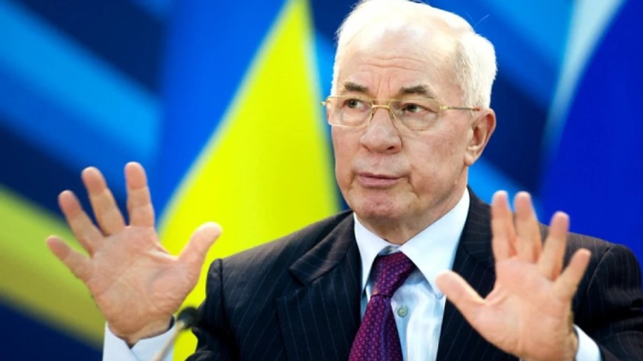 НАБУ призупинило розслідування щодо Азарова, але ВАКС змусив поновити