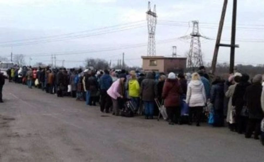 На КПВВ в Луганской и Донецкой областях за год умерли 27 человек