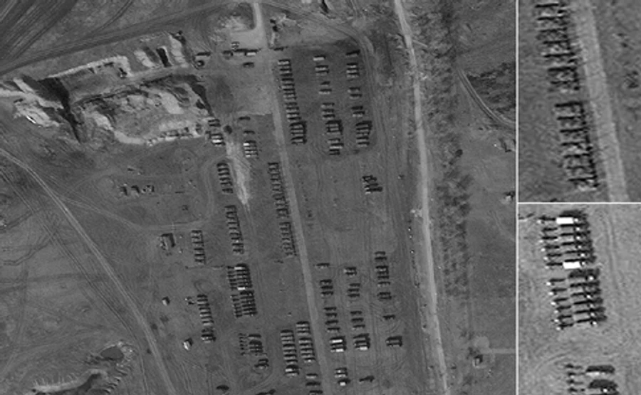 Bellingcat: Біля Алчевська - десятки одиниць важкої техніки бойовиків