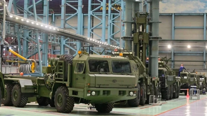 Europe and China have sold Russia US$18 billion worth of machines and spare parts for weapons production