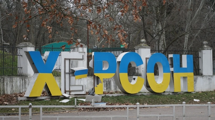 Russian troops drop explosives on bus in Kherson: three civilians killed