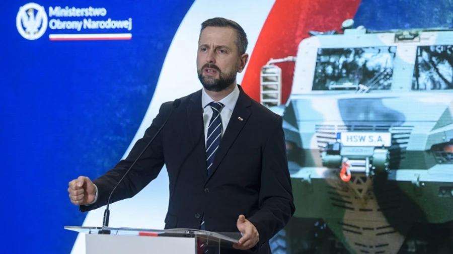 Министр обороны Польши обвинил украинцев в короткой памяти и упрекнул Зеленского