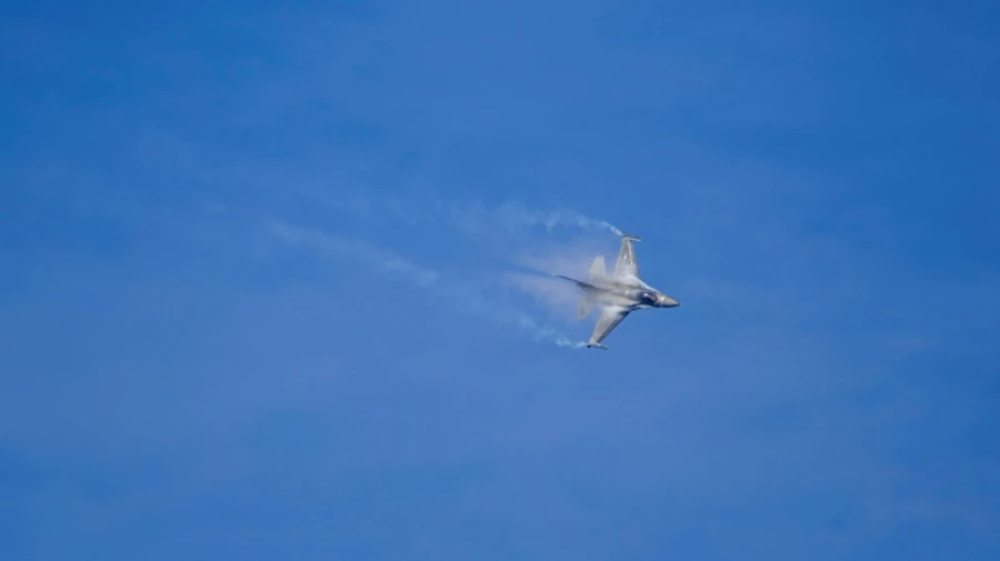 Нидерланды говорят, что передадут Украине самолеты F-16 в ближайшее время