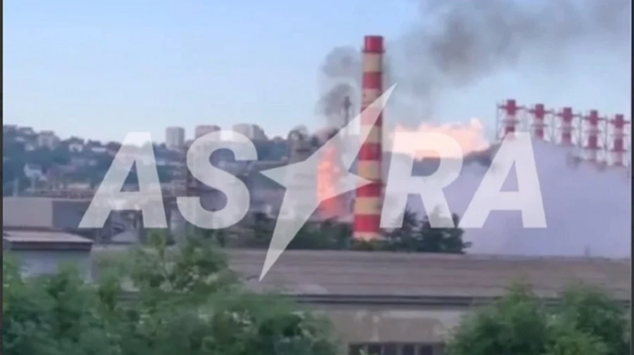 Drones attack oil refinery in Russia's Tuapse, causing fire – video
