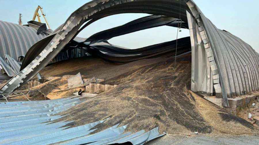 Russians target granary in Odesa Oblast 