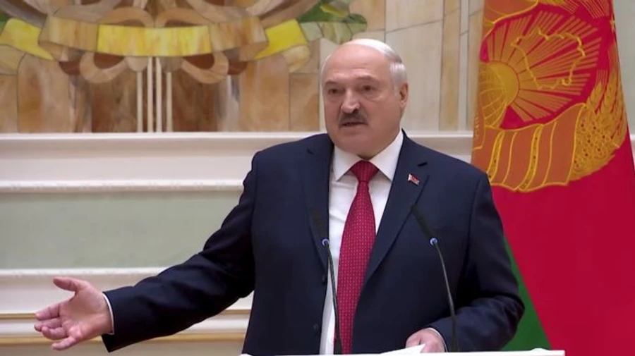Lukashenko calls Zelenskyy a louse and says that the challenge is thrown