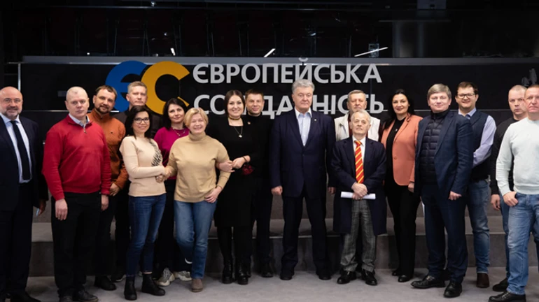 Рейтинг партій: Євросолідарність збільшила відрив від Слуги народу