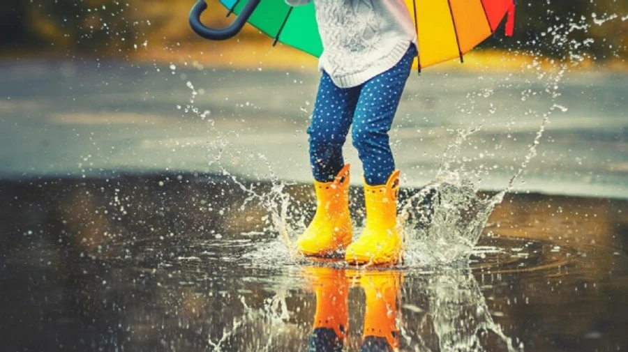 Град и грозы: синоптики предупредили об опасных метеорологических явлениях