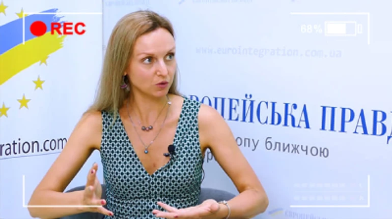 Відповідаємо на питання про Польщу: від заробітчан та вакцинування до політики