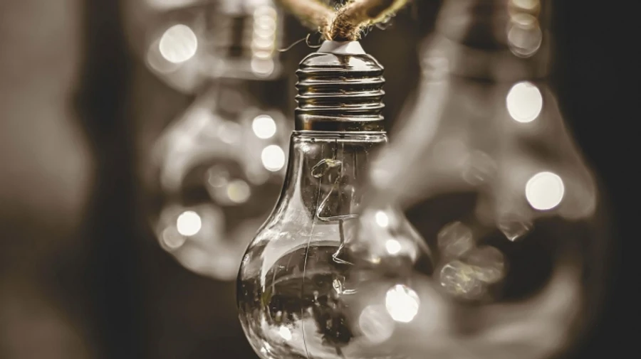 В кількох областях – аварійні відключення світла  