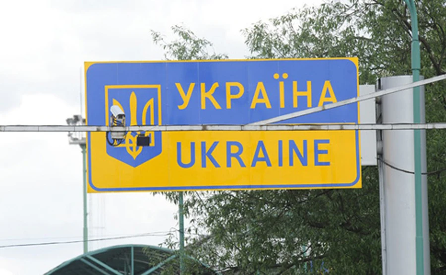 Геращенко: пограничники игнорируют незаконный въезд артистов РФ в Украину