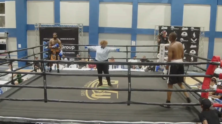 Вистачило двох секунд: у Домінікані боксер оформив найшвидший нокаут в історії