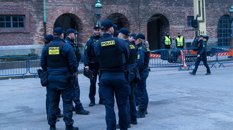 У Данії під час виїзду на пожежу відкрили вогонь по поліцейських: троє поранених