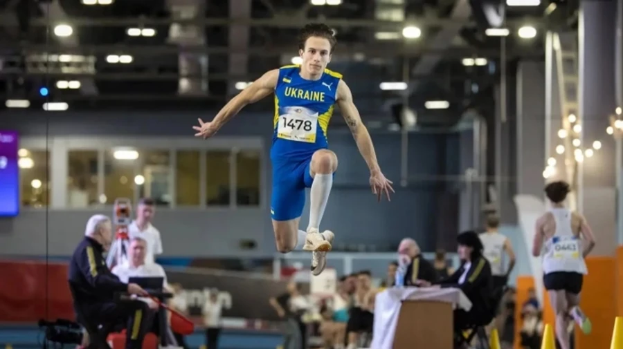 Ukrainian national athletics team came under morning Russian missile attack – video