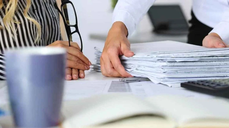 Ринок праці 2023: де зараз найбільші зарплати та яких спеціалістів шукають