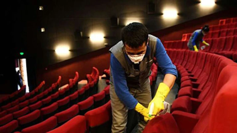 Оседлать волну или утонуть: как креативные отрасли переживают карантин