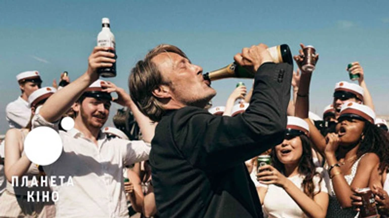 В кінотеатрах у листопаді: Атлантида, Ще по одній, фільм Сеітаблаєва і Сенцова + ще три картини