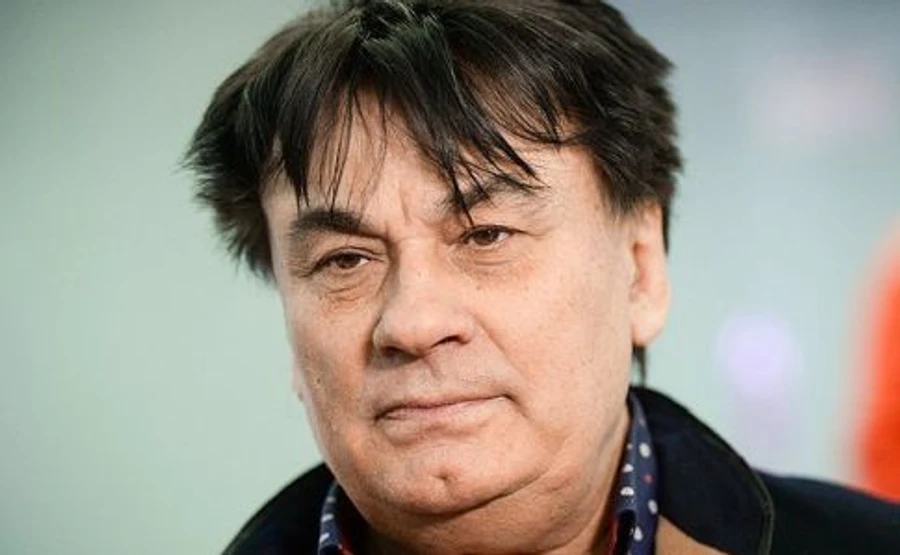 Российский певец Серов уже попал в фокус пограничников Украины