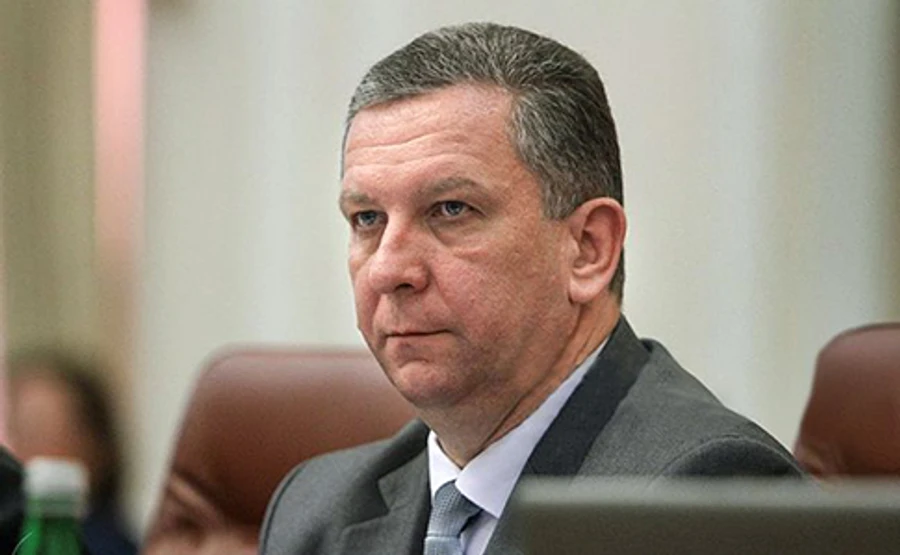 Почти половина украинцев получают социальную помощь - Рева