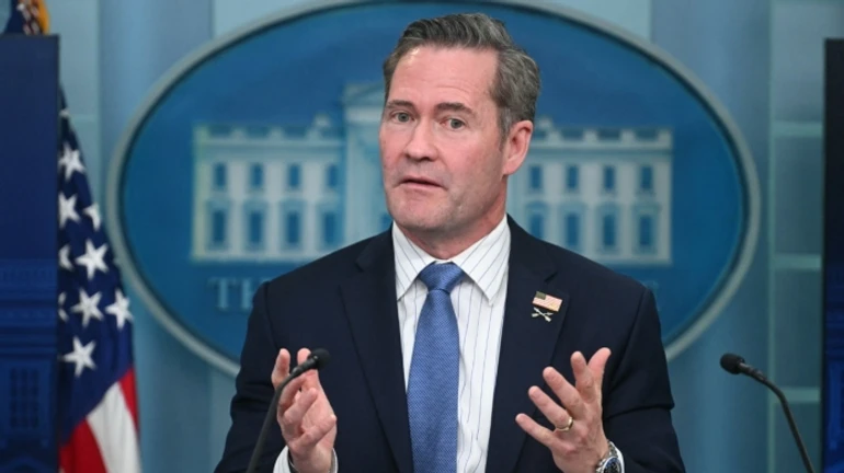 Советник Трампа заявил, что тот - не Байден, чтобы с ним можно было такое провернуть