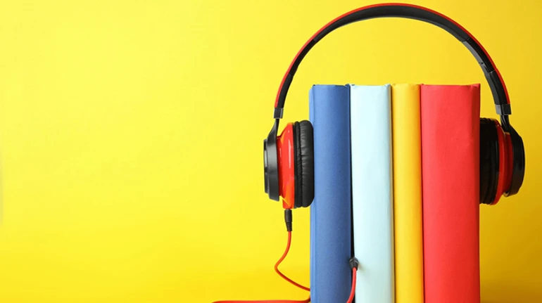 Книги и подкасты для развития и летней перезагрузки от IT-топов