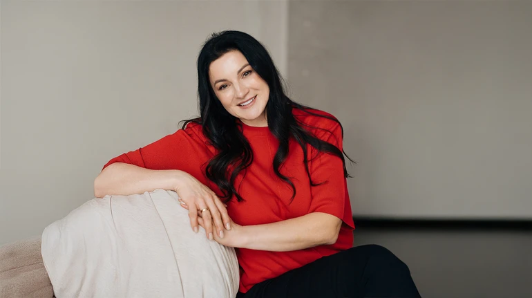 Мій материнський інстинкт не дає спокійно жити. Історія Алли Мельничук, яка евакуювала понад 1500 хворих дітей на початку повномасштабки