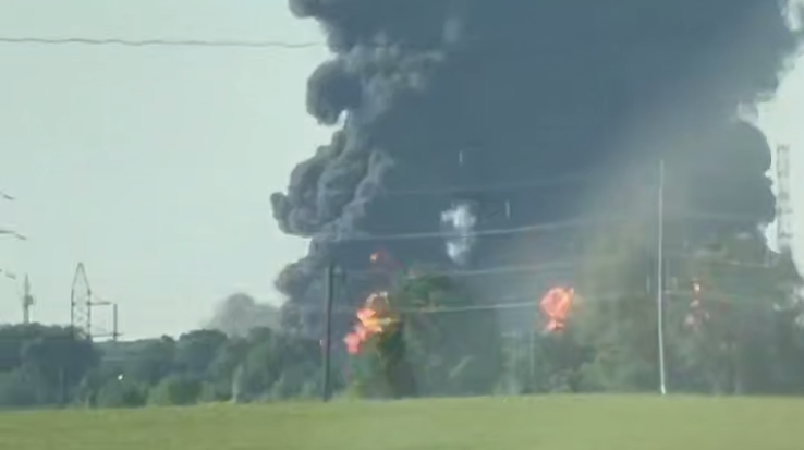 Oil depot and terminal attacked in Russia alongside Kronstadt base