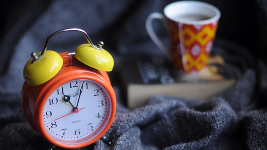 На вихідних Україна перейде на зимовий час