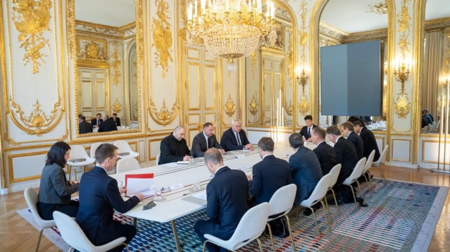 Ukrainian delegation meets with coalition of the willing in Paris – photo