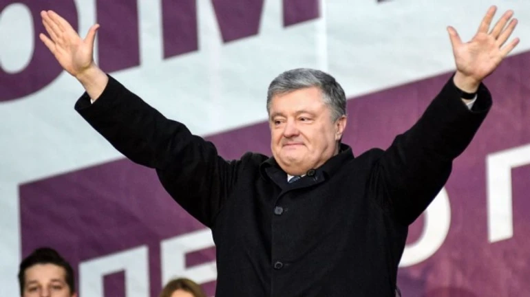 Порошенка в аеропорту зустрічатимуть його депутати з Київради