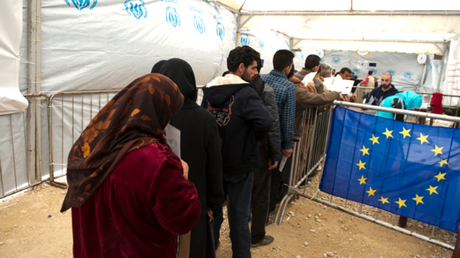 Турция: Не можем взять на себя новое бремя беженцев