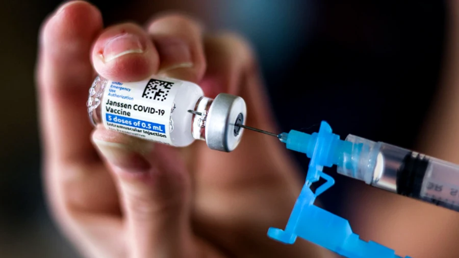 В Нью-Йорке будут вакцинировать в метро