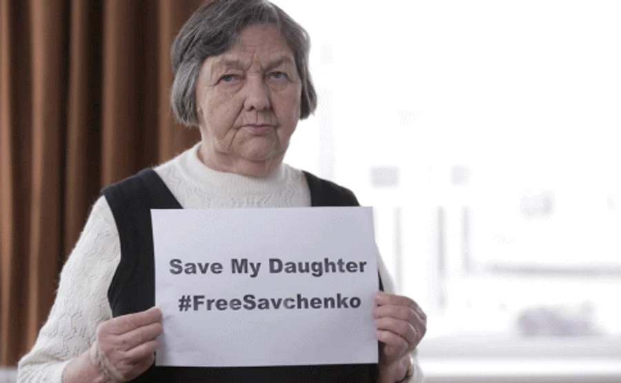 Мама Савченко закликала світ: Допоможіть звільнити мою дитину