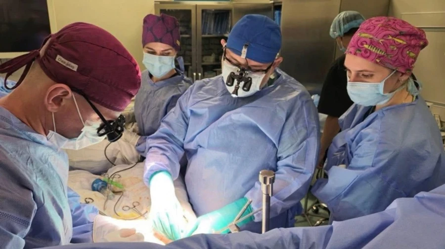 Doctors transplant organs of deceased girl to three patients in Kyiv amid Russian attack