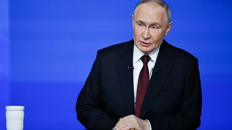 Путин заявил, что не видит готовности Киева обсуждать территории, но в общем сигналы к диалогу есть