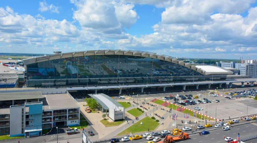 У Москві заявили про атаку понад 20 БпЛА, в аеропортах ввели обмеження