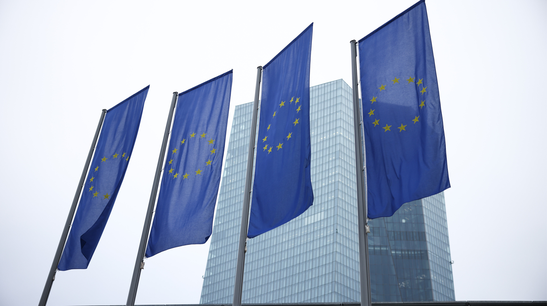 FT: Чотири країни ЄС закликають Брюссель відновити роботу над замороженими активами РФ для України