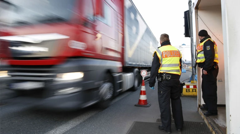 Некому сесть за руль. Автоперевозки пошли на убыль из-за новых правил мобилизации