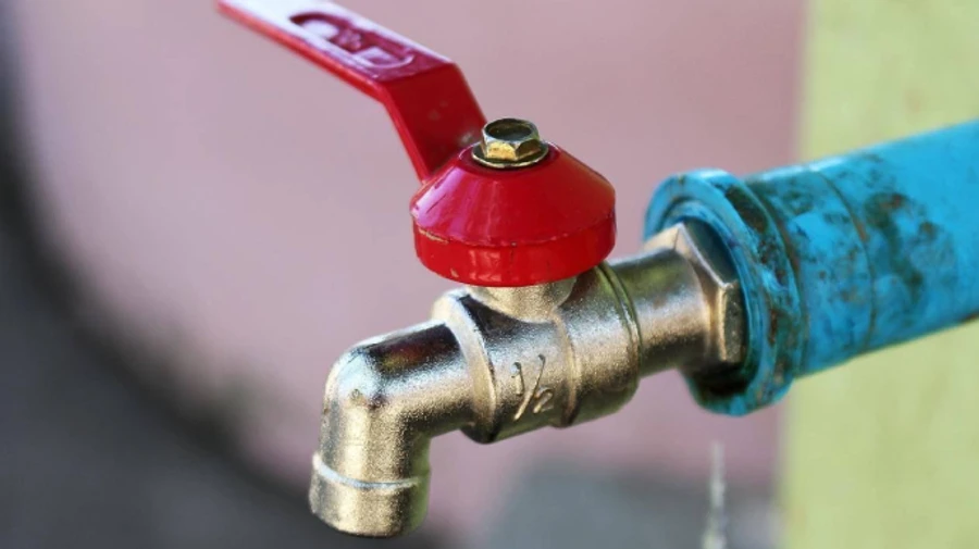 Миколаїв залишився без води через аварію. До вечора обіцяють повернути