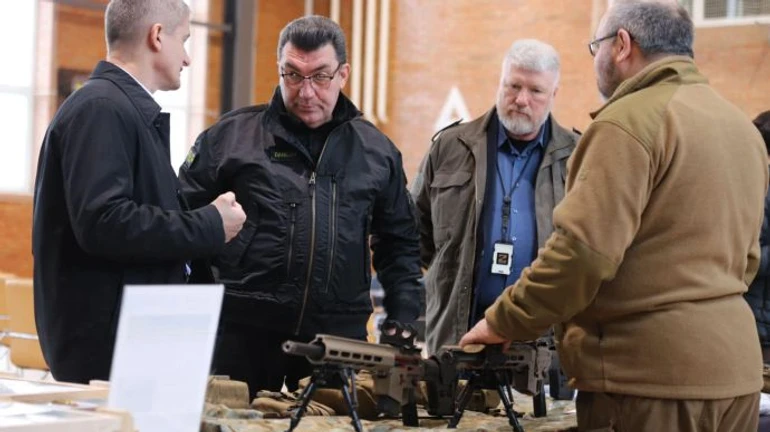 Данилов: Оружия должно быть и будет достаточно