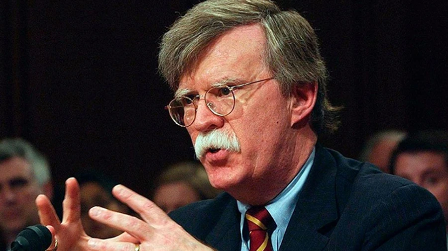 Болтон: Путин думает, что может заставить Трампа плясать под свою дудку