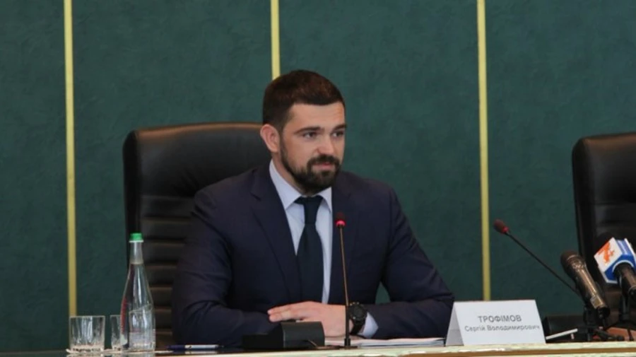 В ОП заявили, что на выборы мэра Киева от слуг может пойти не Тищенко и не Ткаченко