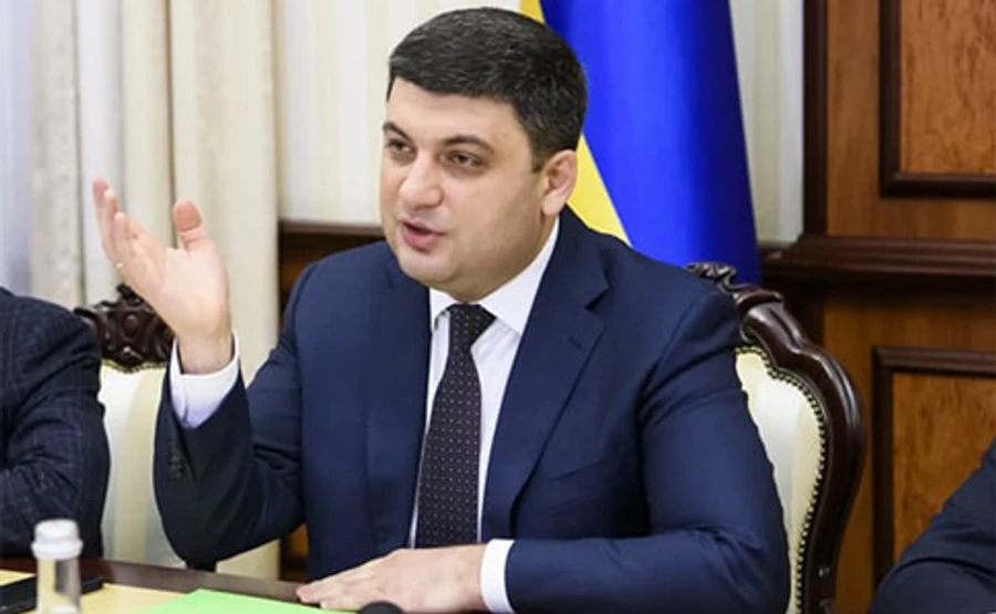 Гройсман включился в ситуацию с обысками в Новой почте