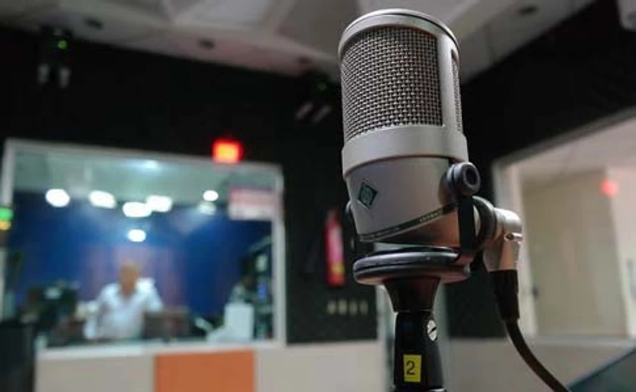 За порушення мовних квот оштрафували радіо Садового