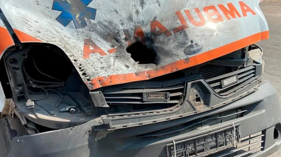 In Kherson, two ambulances blew up on Russian petals