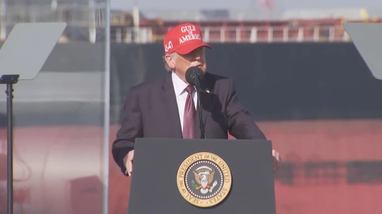 Трамп заявив, що має право на третій президентський термін