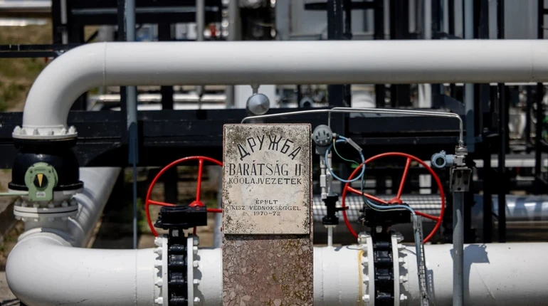 Группа экспертов из ЕС посетит нефтепровод Дружба уже 18 марта – источник