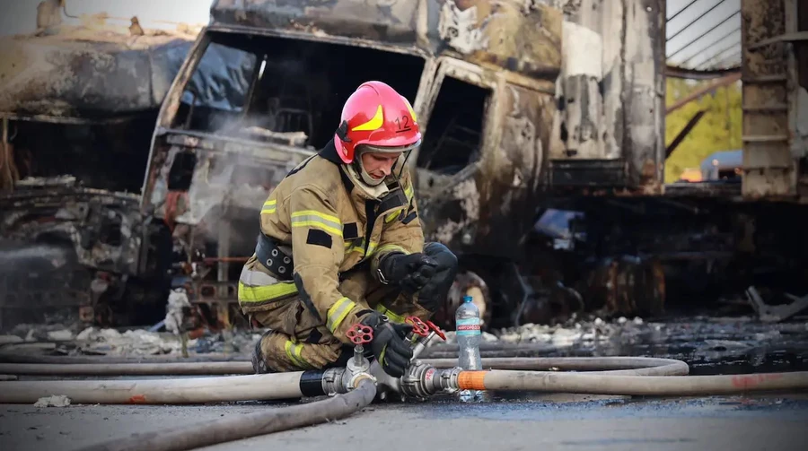 Russians hit fuel trucks and tankers in Chernihiv Oblast